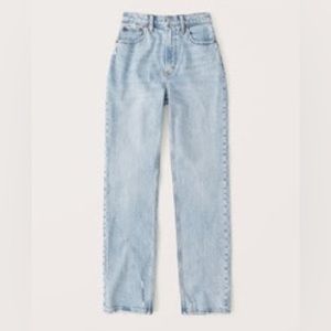 Abercrombie & Fitch Curve Love 90s Ultra High Rise Straight Jeans, light wash